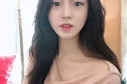 丑闻！白人网红“偷”走黑人模特身体被抓包后竟甩锅AI