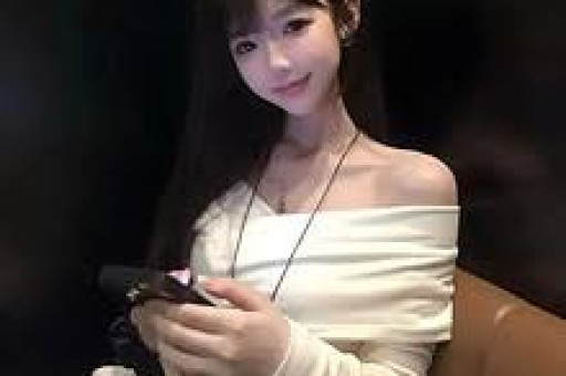 舔手指人体盛宴继关晓彤遭殃后千万网红再曝内娱“阴暗面”